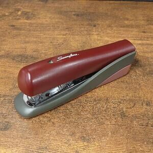 Swingline Invision Desk Stapler Professional Series